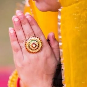 Lady-Namaste-posing-52